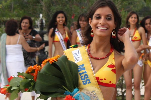 Miss Mauritius 2010 - Meet the contestants Miss-s10
