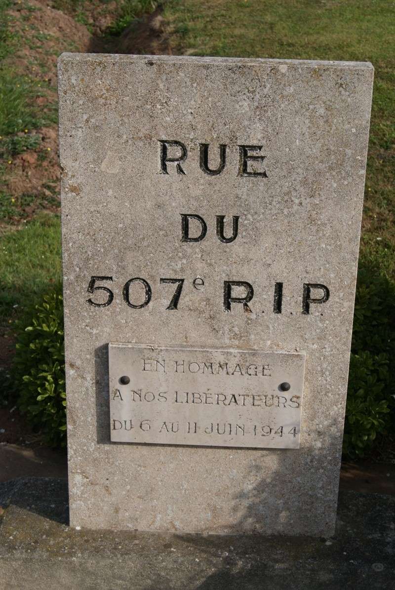 Monument WW2 - Graignes ( Normandie ) Dsc06354