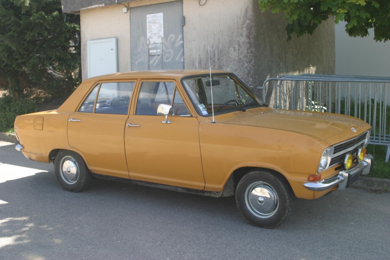 SIZUN 2011 Opel_k10