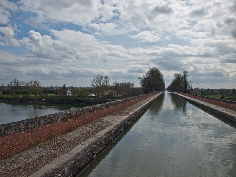 Le Canal du midi de Bordeaux à Sète. Canal-12