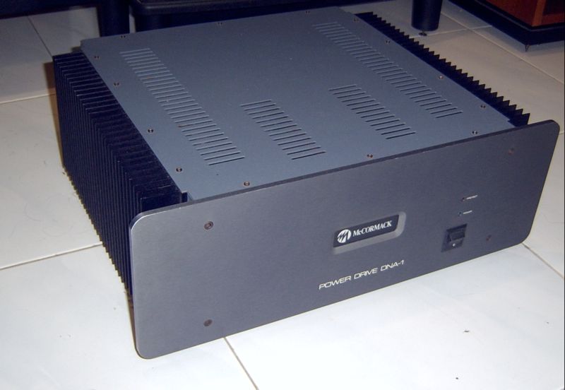 Mccormack DNA 1 Power Amplifier (used) SOLD Fronts10