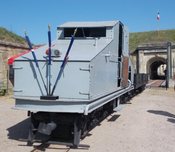 Train des Forts d'Uxegney dans les Vosges. Captur28