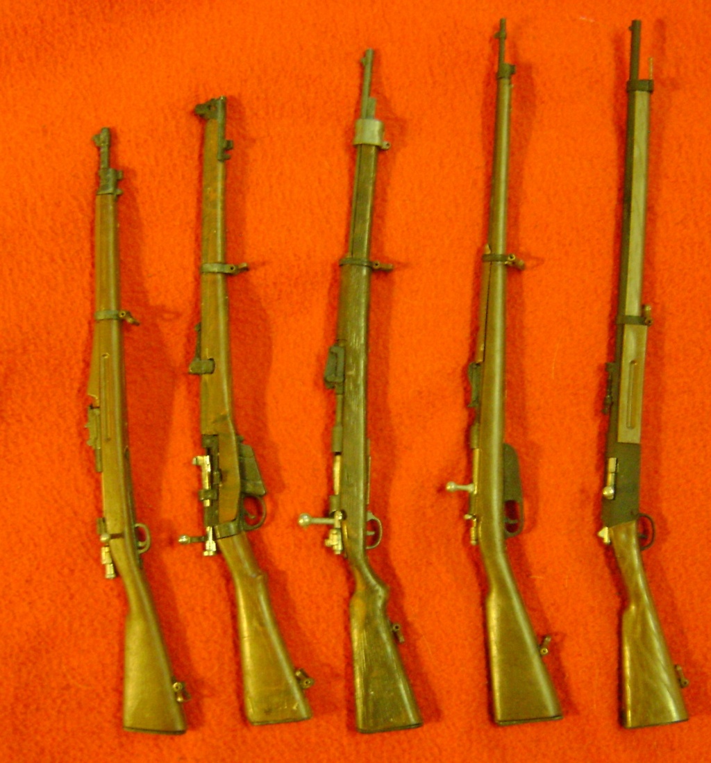 Râtelier de 5 fusils de la Grande Guerre 1918/1968. Dsc05642