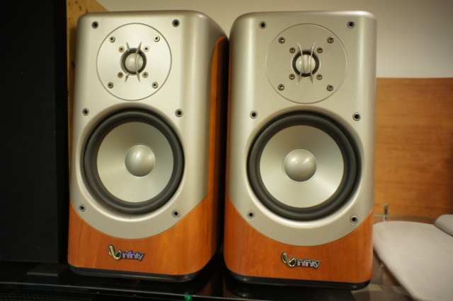 Infinity Kappa 200 speaker (Used)) Dsc00628