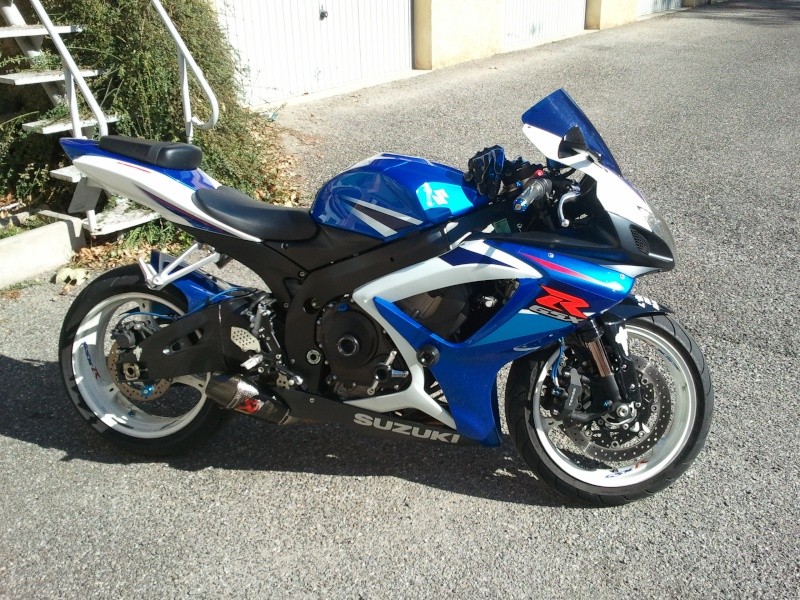 VDS GSXR750 k7  2010-114