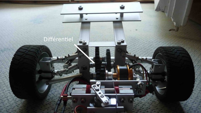 Un petit modèle réduit entièrement fait main Diffar10