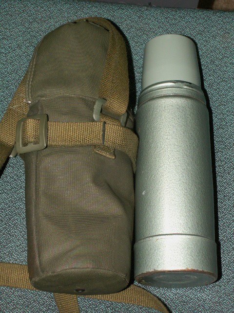 P82 Thermos and Carrier 210