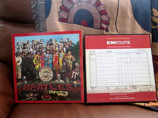 Unboxing SGT PEPPER'S 50th ANNIVERSARY Deluxe Set Img_0010