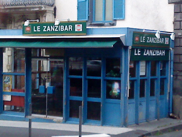 Le Zanzibar , EN VRAI !  Dsc03410