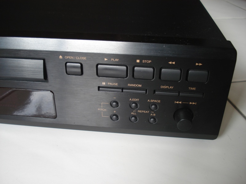 Denon DCD-685 CD Player (Used) Denon310