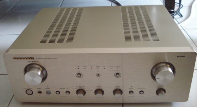 Marantz PM 7200 Integrated Amplifier (Used)SOLD Marant13