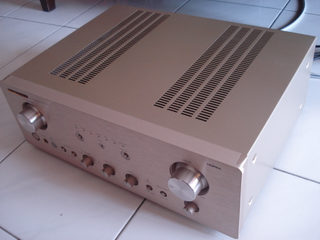 Marantz PM 7200 Integrated Amplifier (Used)SOLD Marant17