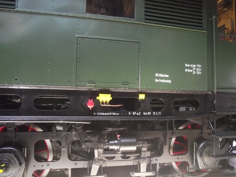 E 44 hoch 5 / 144 508-9 Lokwe315