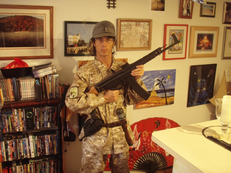 Post your best airsoft outfits and Weapon loadouts here! - Page 7 P1015610