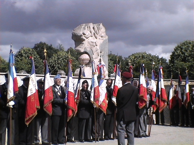 8 juin 2011 Cérémonie du Souvenir des Morts d'Indochine dans toute la France Dvc02719