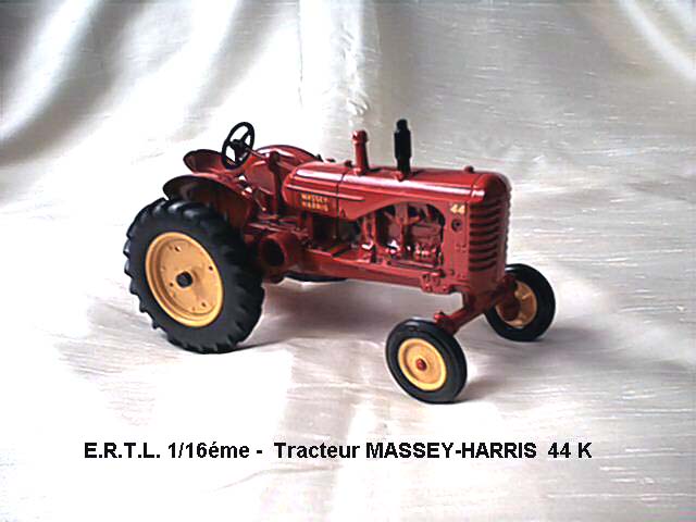Ma Collection de Tracteurs MASSEY HARRIS Img_0115