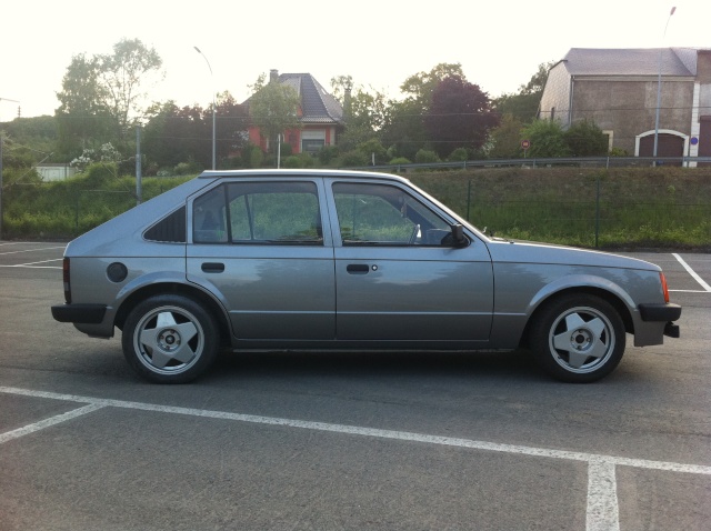 Mein Kadett D is nun verkauft an mein Nachbarn der hat sich gefreut ;)  Opel_210