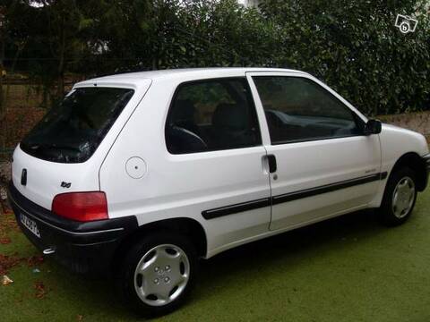 Mes 3 Peugeot 106 : Bahia (1997), Sport (2000), S16 (2002).