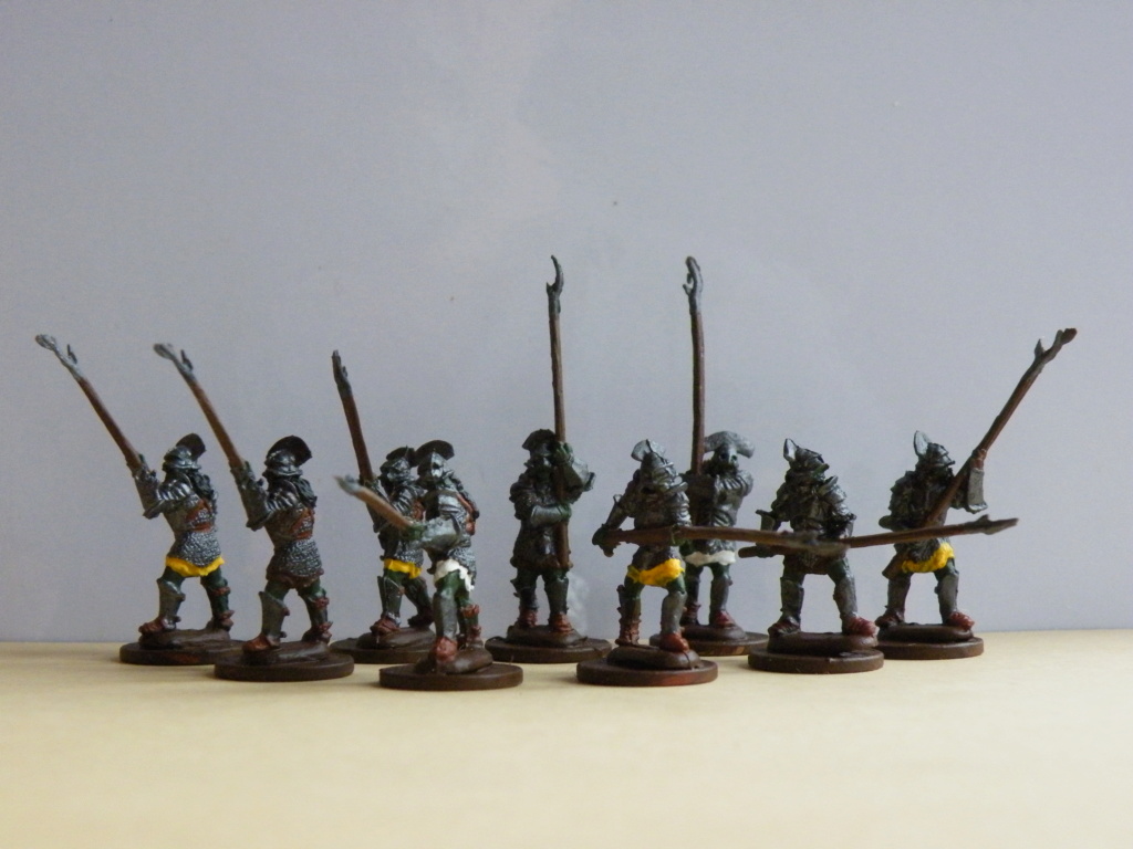 neue Figuren (dunkelbraune Armee) Dscf7018