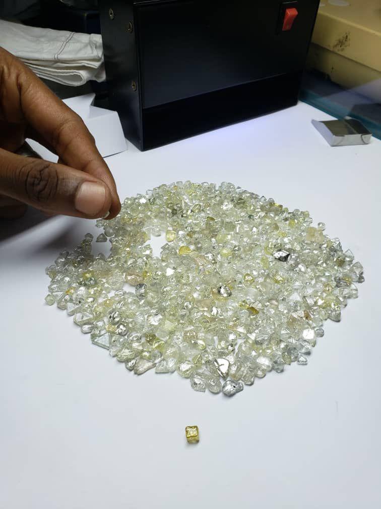 Offer Rough Diamonds offer at Brinks Dubai Img-2020