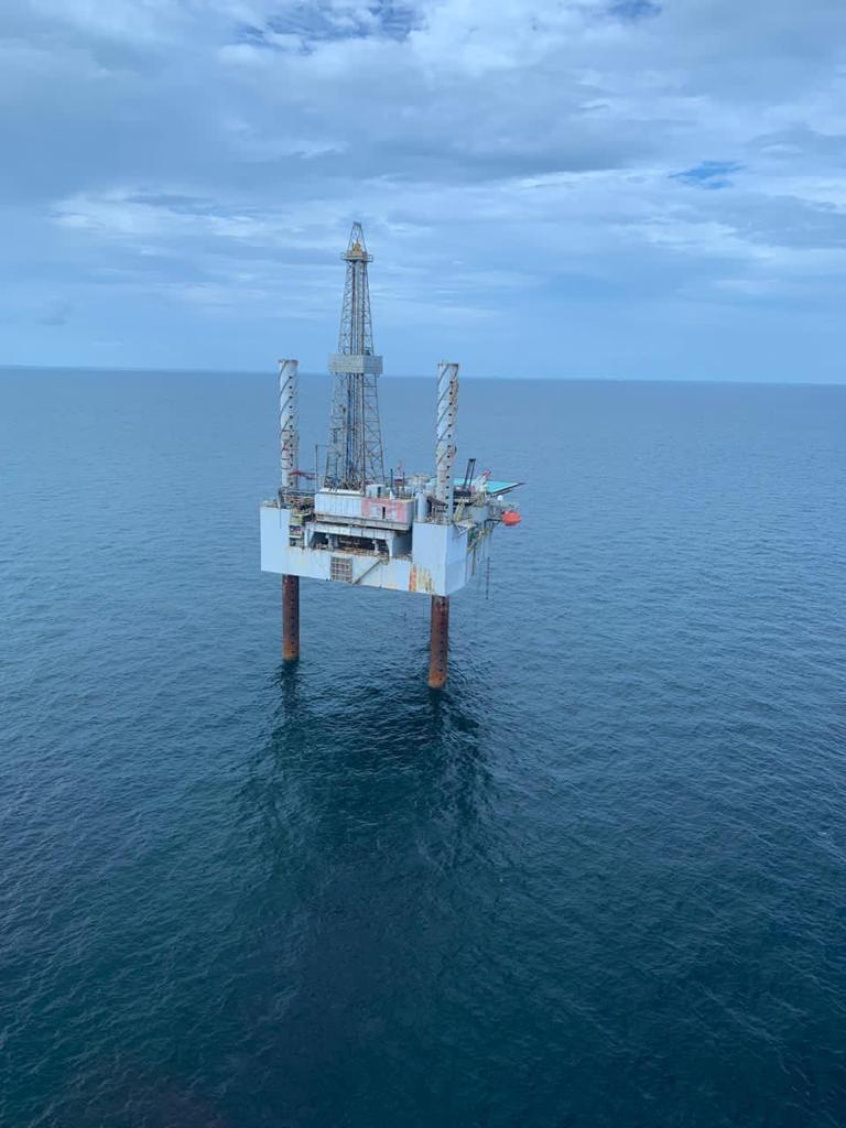 Offer I have for sale this oil rig in the Gulf of Mexico for an excellent price in excellent condition for someone who is interested. Whats243