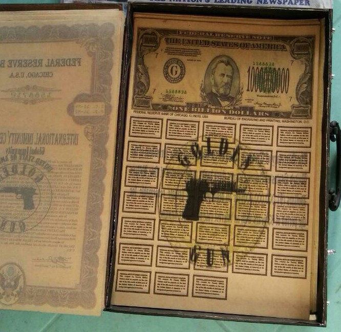Offer Golden GUN Super Petchili 1913 + dinars two boxes in Miami Whatsa12