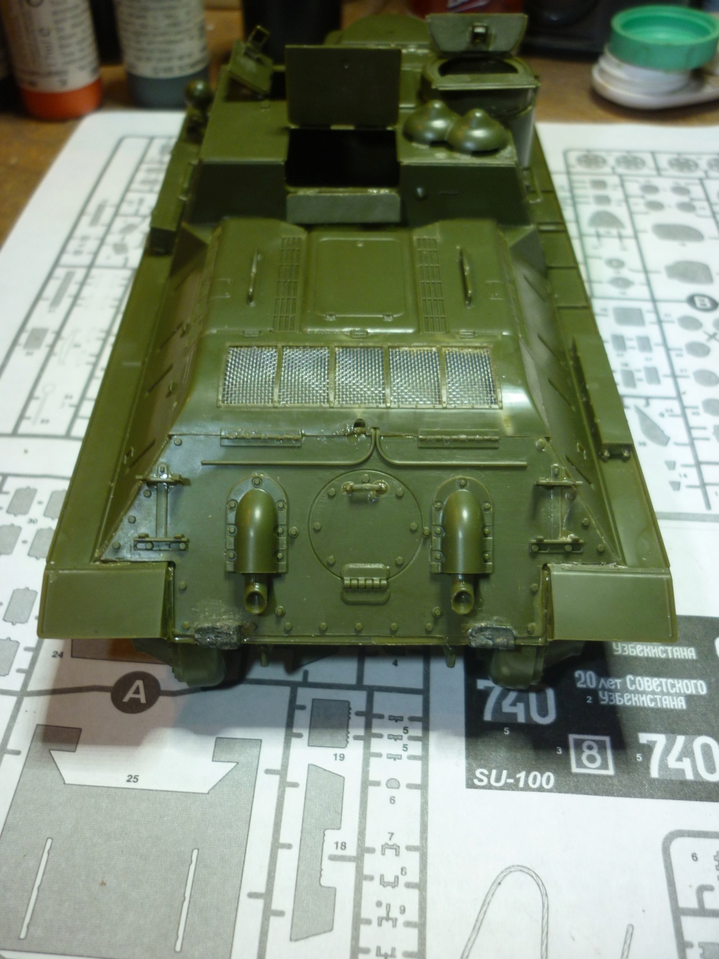 SU-100 - Zvezda - 1/35 - Page 2 P1130518