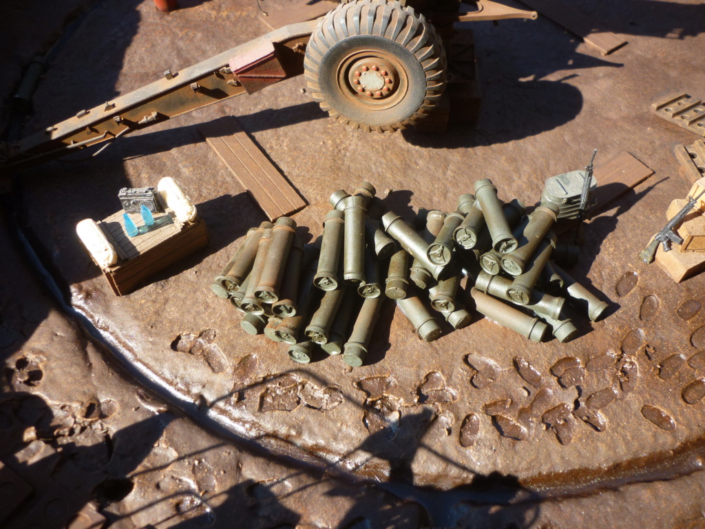 Ravitaillement munitions base de tir - Howitzer 155mm Bronco 1/35 + M548A1 AFV CLUB 1/35 - Page 11 P1140037