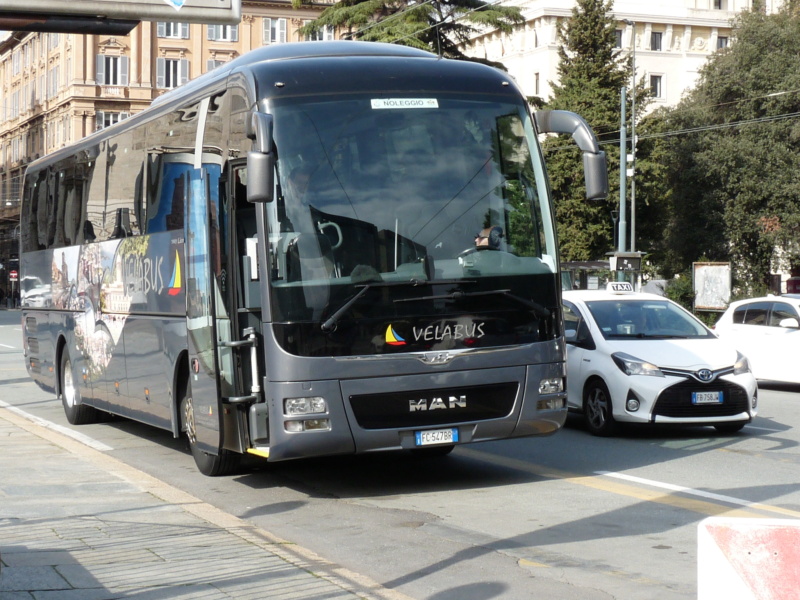 Divers cars et bus italiens (I) - Page 10 Gzone263