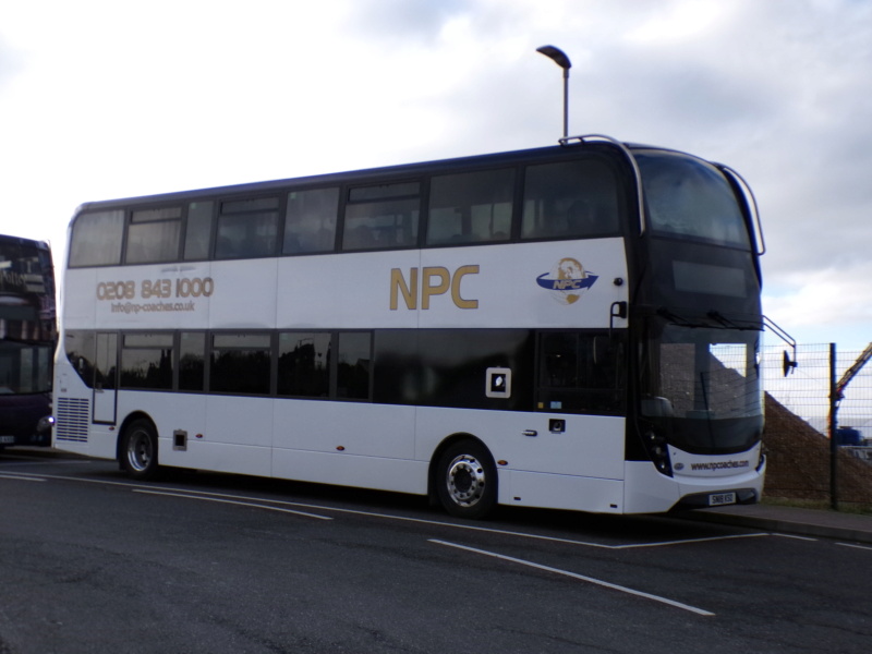 NPC Coaches (UK) Londr132