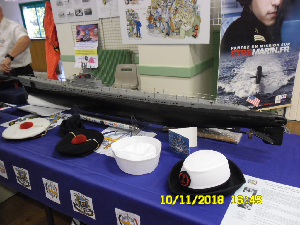 [ Loisirs autres que sports ] AGASM Amicale Perle - Exposition de maquettes de sous-marins à Lanouaille (24) Sam_0045
