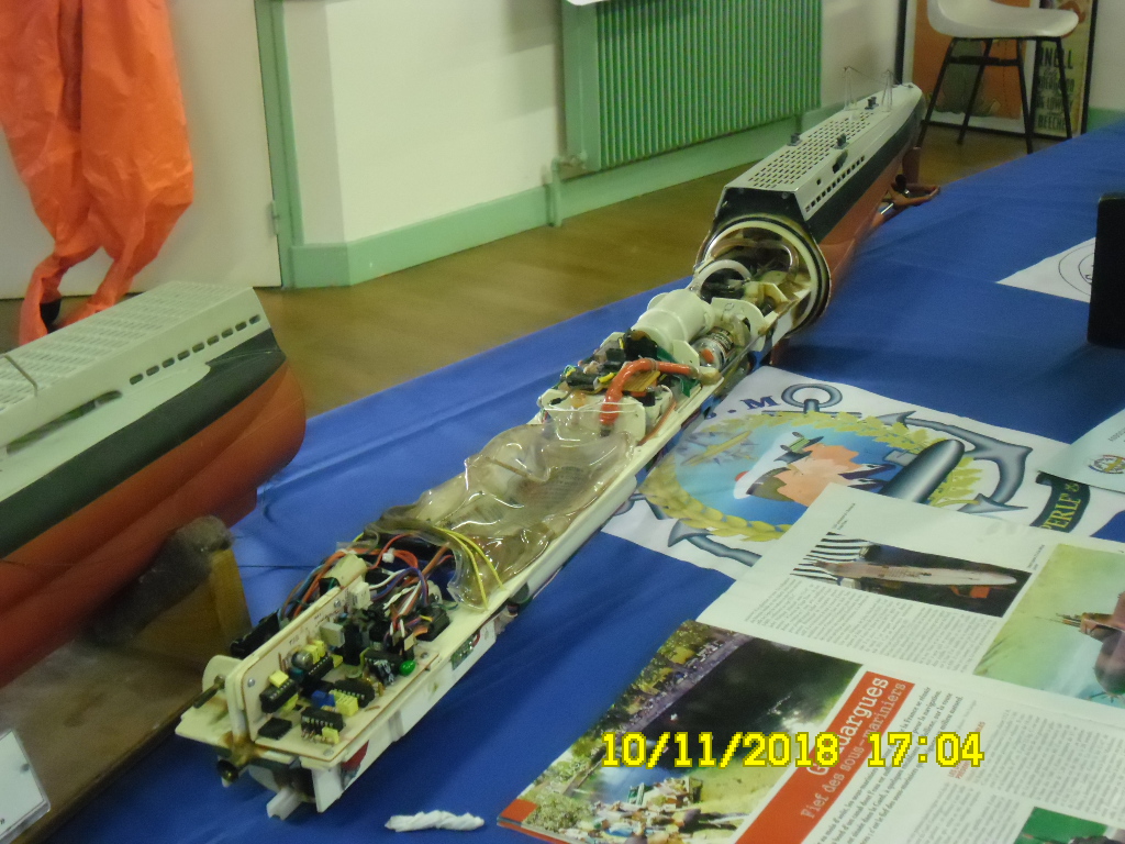 [ Loisirs autres que sports ] AGASM Amicale Perle - Exposition de maquettes de sous-marins à Lanouaille (24) Sam_0051