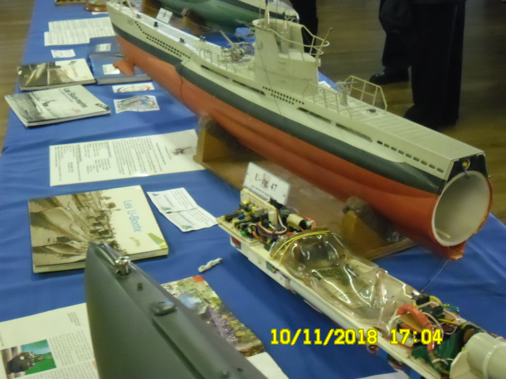[ Loisirs autres que sports ] AGASM Amicale Perle - Exposition de maquettes de sous-marins à Lanouaille (24) Sam_0053