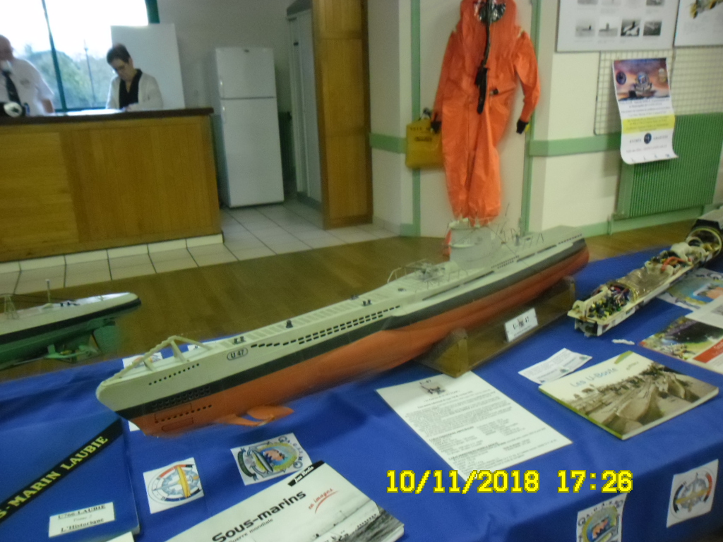 [ Loisirs autres que sports ] AGASM Amicale Perle - Exposition de maquettes de sous-marins à Lanouaille (24) Sam_0059