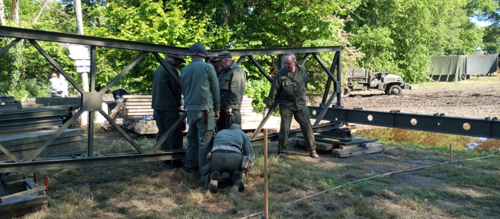 Les engineers : une vraie bande de ponts. 212