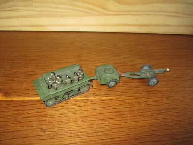 Dinky toys militaires. - Page 5 162_310