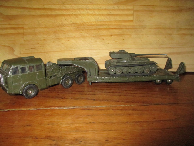 Dinky toys militaires. - Page 5 Img_2649