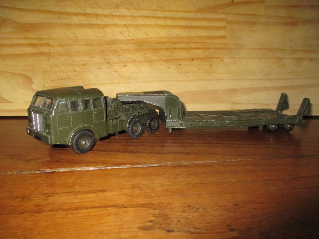 Dinky toys militaires. - Page 5 Img_2650