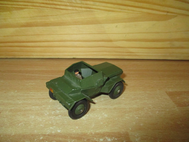 Dinky toys militaires. - Page 5 Img_2655