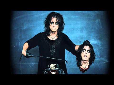 Alice Cooper reparte niños muertos - Página 5 Alice14