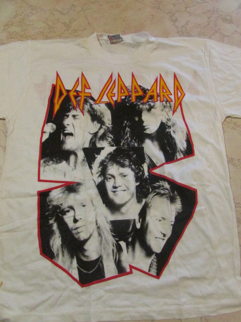 CRÓNICAS DEL LEOPARDO SORDO - XXV Viva Def Leppard!  - Página 7 Czmise10