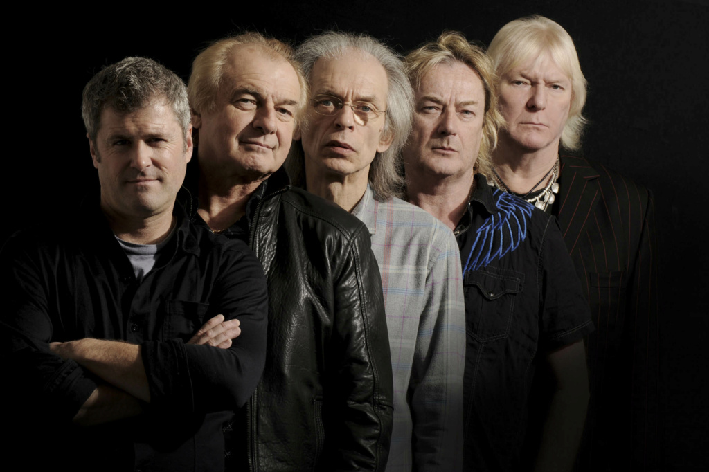 AFIRMATIVO: los discos de YES de peor a mejor - Página 5 Yes_2010