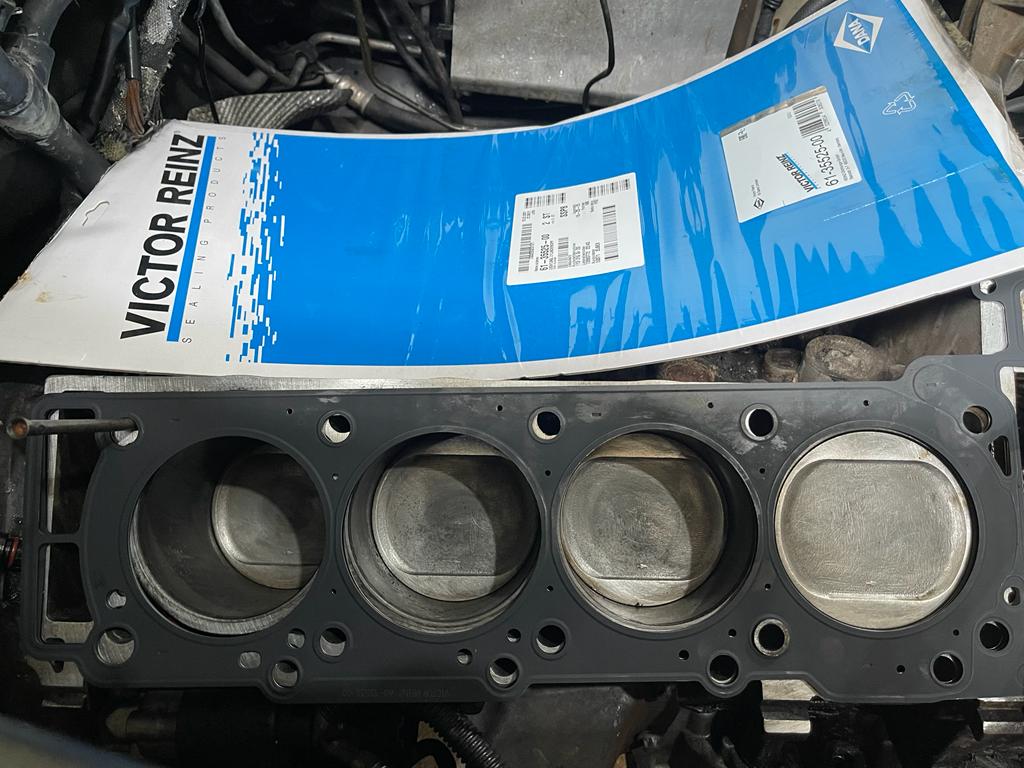 vendo motor parcial AMG V8 5.5 F9da9011