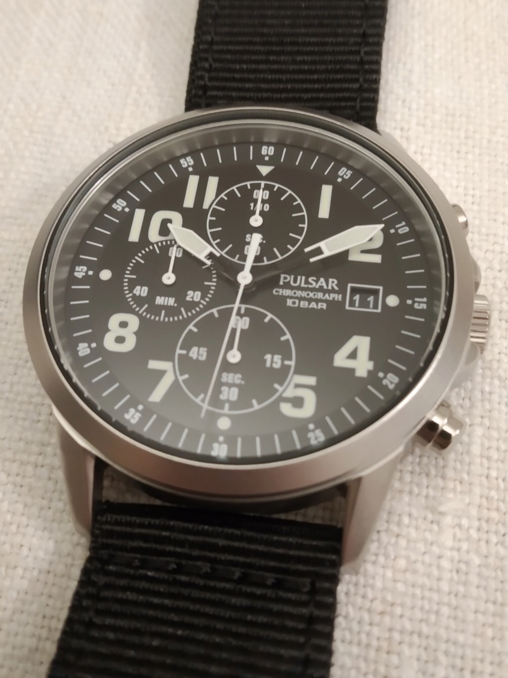 Pulsar PM3175X1 review new version of the RAF chronograph WatchUSeek Watch Forums