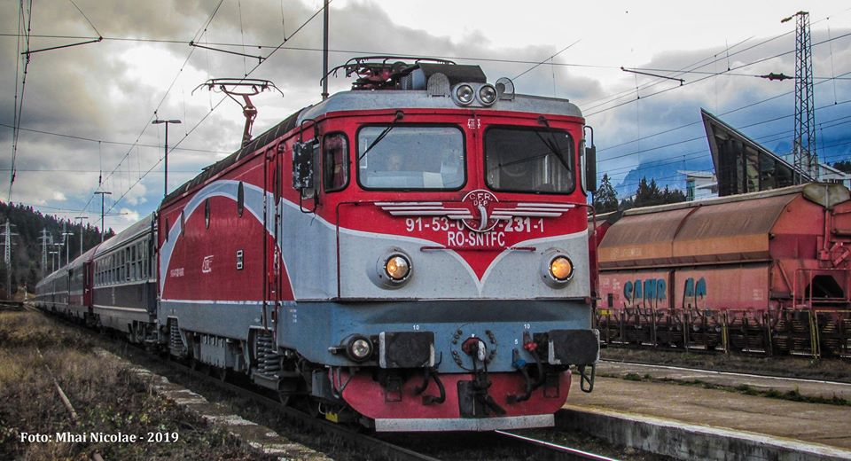  Locomotive clasa 47(476/477) aparţinând CFR Călători  - Pagina 45 23111