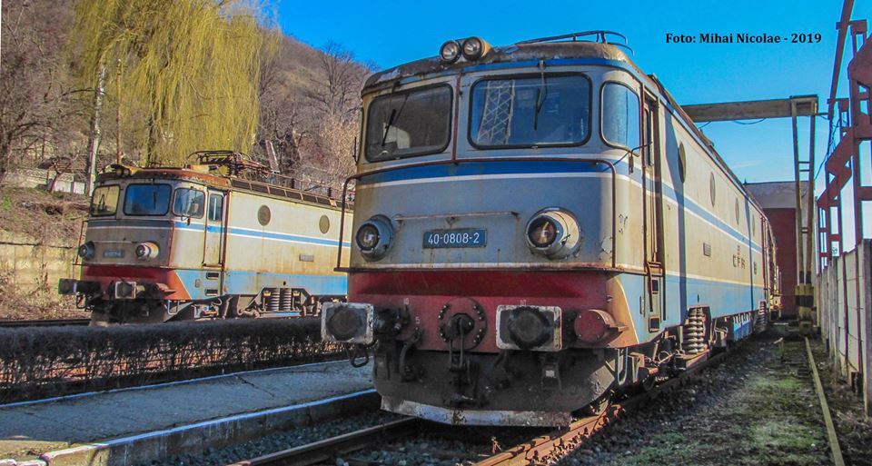  Locomotive clasa 400 40-08011