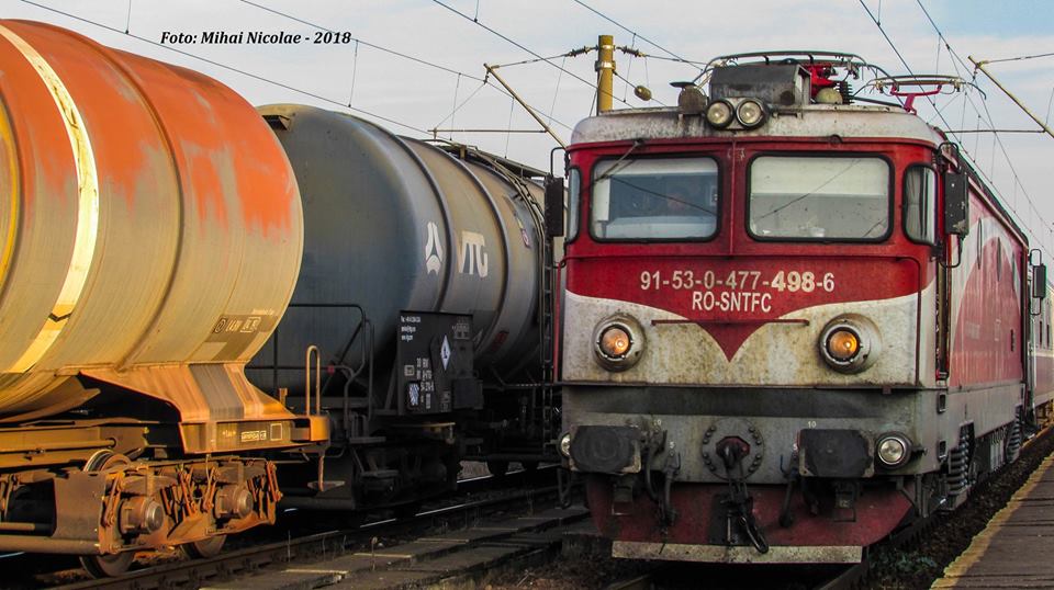  Locomotive clasa 47(476/477) aparţinând CFR Călători  - Pagina 41 49810