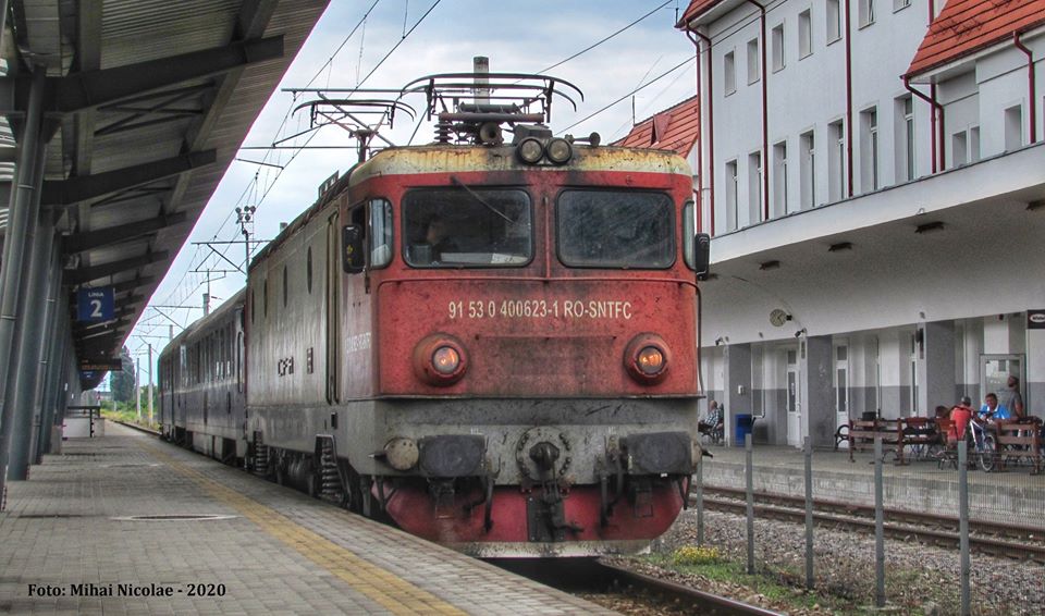  Locomotive clasa 400 - Pagina 9 62311