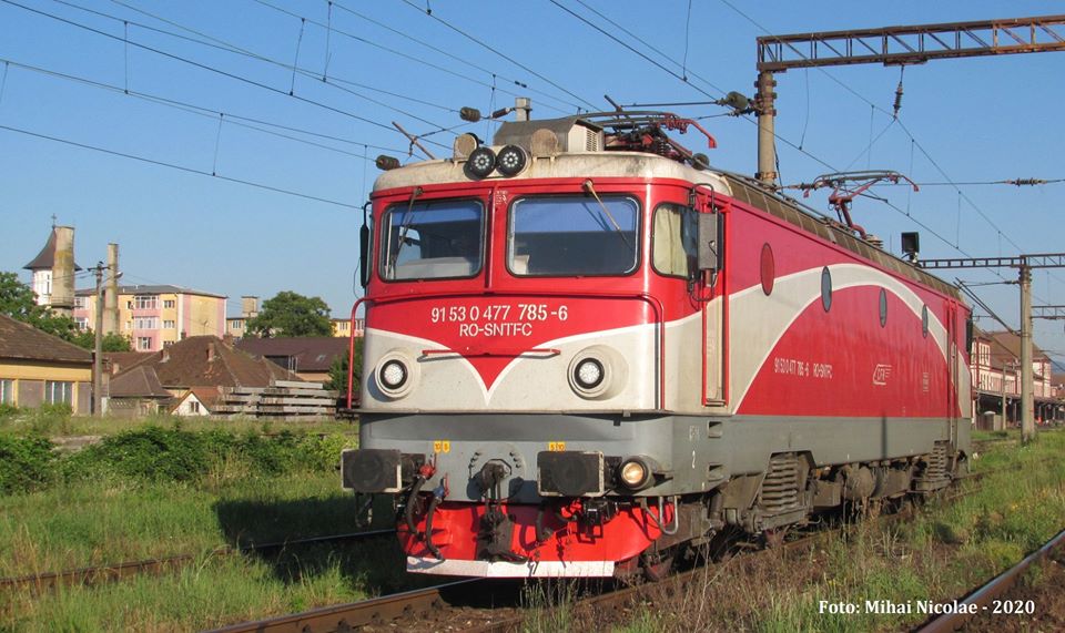  Locomotive clasa 47(476/477) aparţinând CFR Călători  - Pagina 46 78512