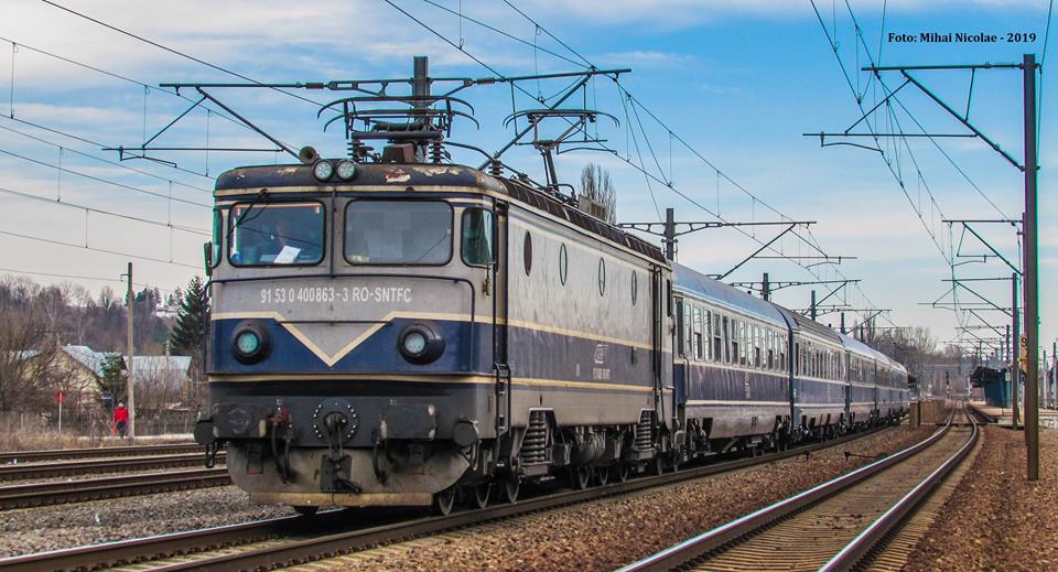  Locomotive clasa 400 - Pagina 66 86310